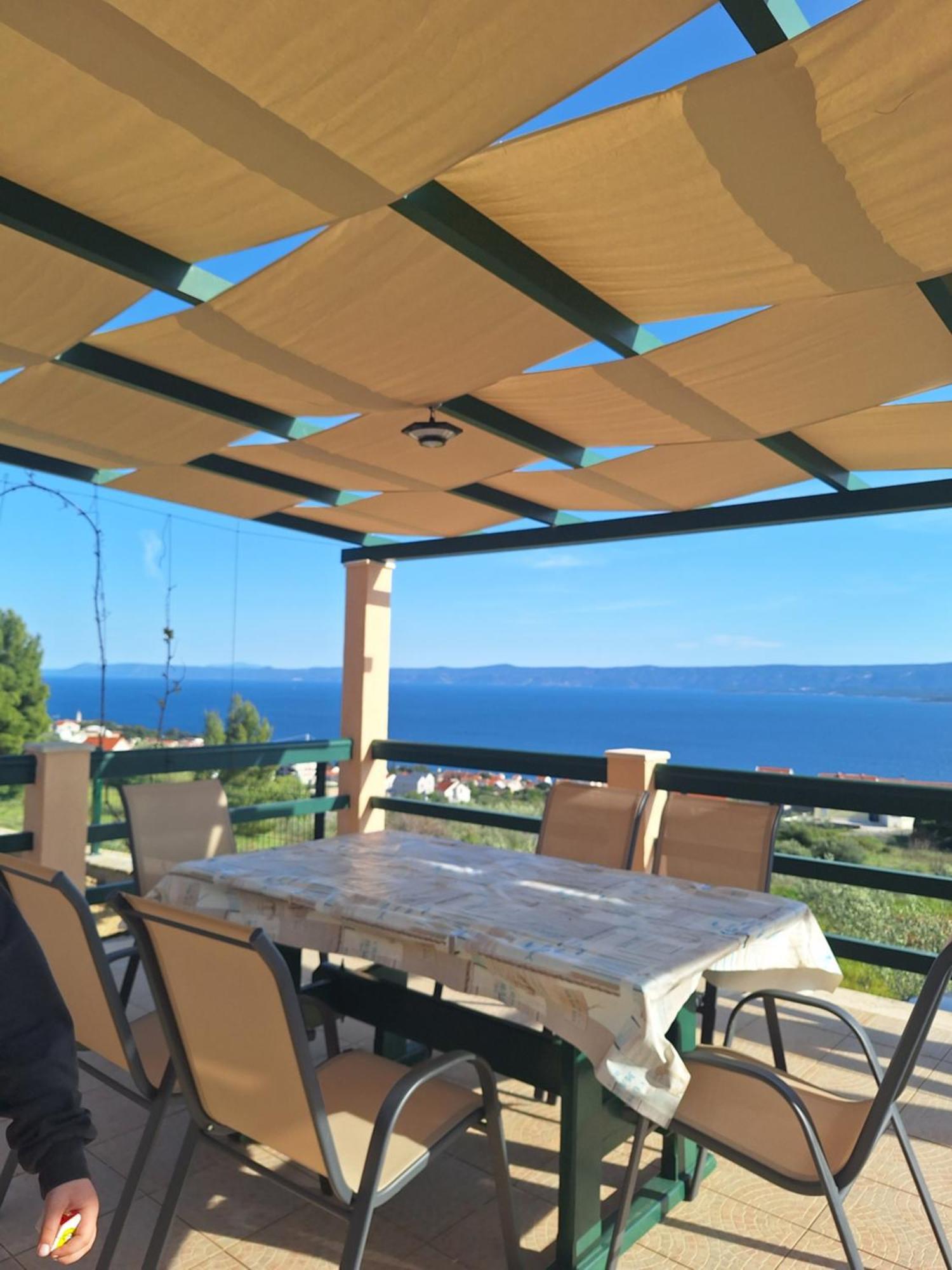 Holiday Home Vineyard House ボル エクステリア 写真